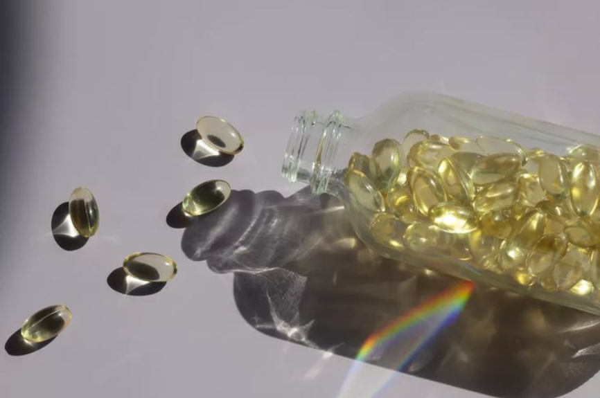 The Power of Vitamin E: Why It's Beneficial for Rosacea-Prone Skin